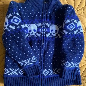 Gap fleece lined knit sweater with skull detail